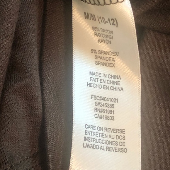 Sleepless olive green dress w/ gold zipper (back) - Picture 5 of 5